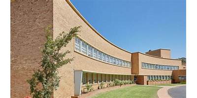 Adelaide High School