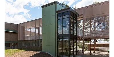 Eagle Vale High School