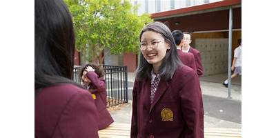 Kew High School