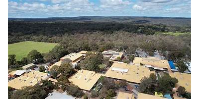 Lesmurdie Senior High School