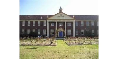 Macarthur Girls High School