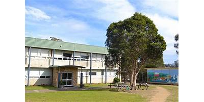 Moruya High School