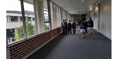 Rosebank College