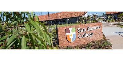 San Damiano College