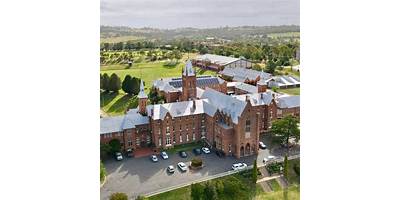 St Stanislaus' College
