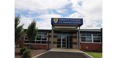 Tarneit Senior College