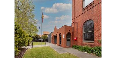 De La Salle College - Holy Eucharist Campus