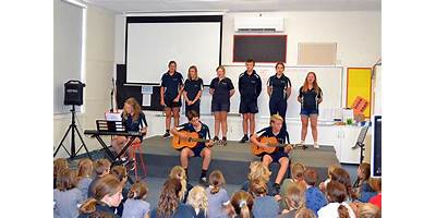 Elliston Area School