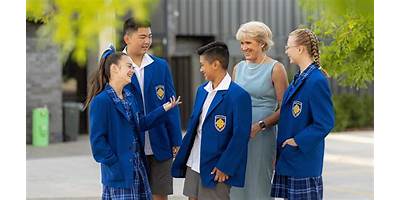Emmaus College - Junior School
