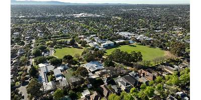 Kingswood College