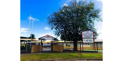 Moe Primary School