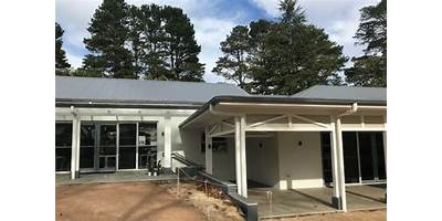 Oxley College
