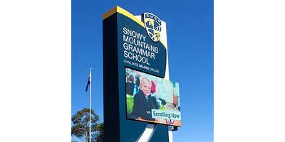 Snowy Mountains Grammar School