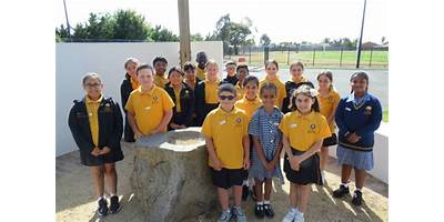 St James the Apostle School