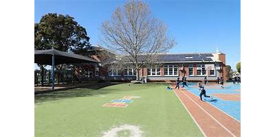 St Margaret's School