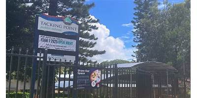 Tacking Point Public School