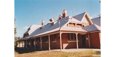 Wedderburn College