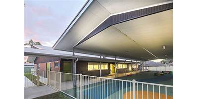 Caroline Chisholm School
